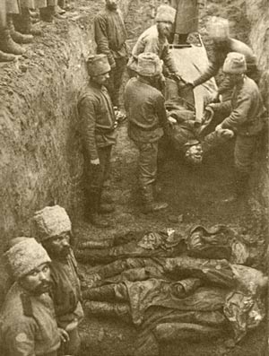 Первая Мировая война. Захоронение солдат на русско-германском фронте. Фото предоставлено Духиным Я.К. г. Костанай, 2011 г.