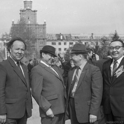 Лица Костаная